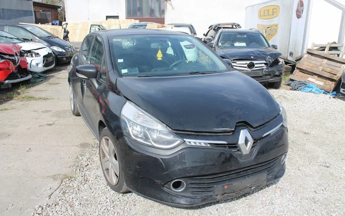 samochody osobowe Renault Clio cena 15900 przebieg: 221788, rok produkcji 2016 z Kościan